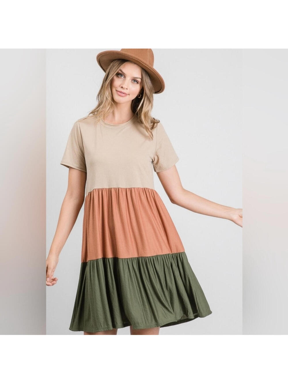 Story Women's Small Neutral Colorblock Tiered Midi Dress